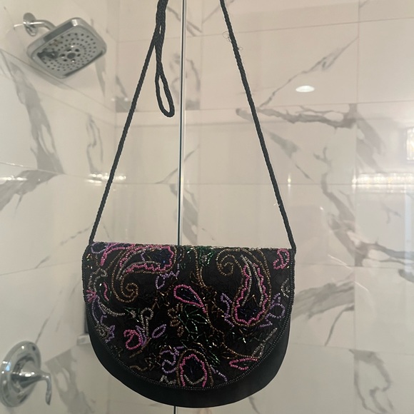 Vintage nicer 🧡quality gala evening bag black satin with jewel tone beading🖤💚 - Picture 13 of 16